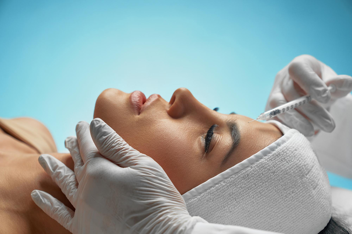 The Difference Between Cannula and Needle Sculptra Treatments