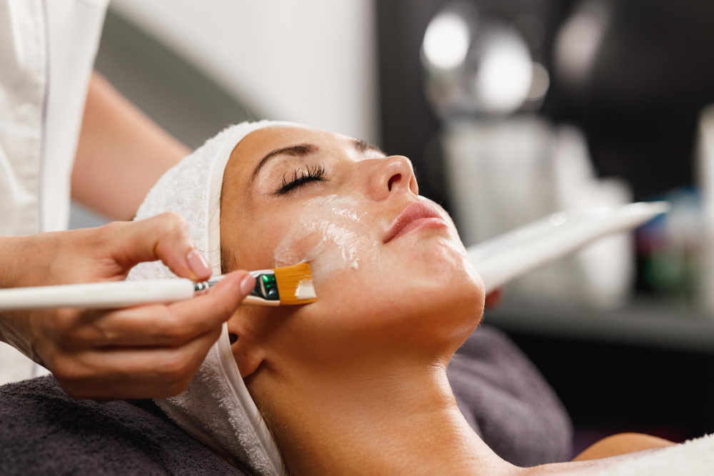 Chemical Peels 101: Everything You Need to Know Before Trying One