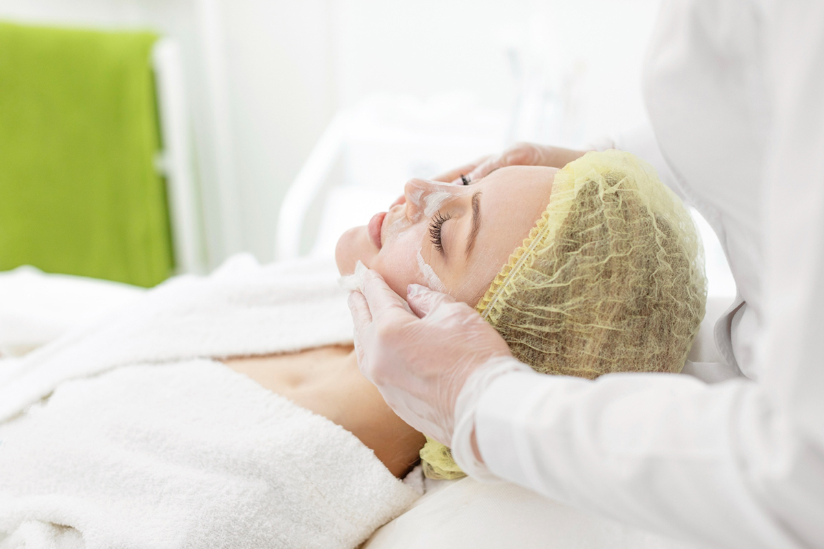 A Beginner's Guide to Chemical Peels